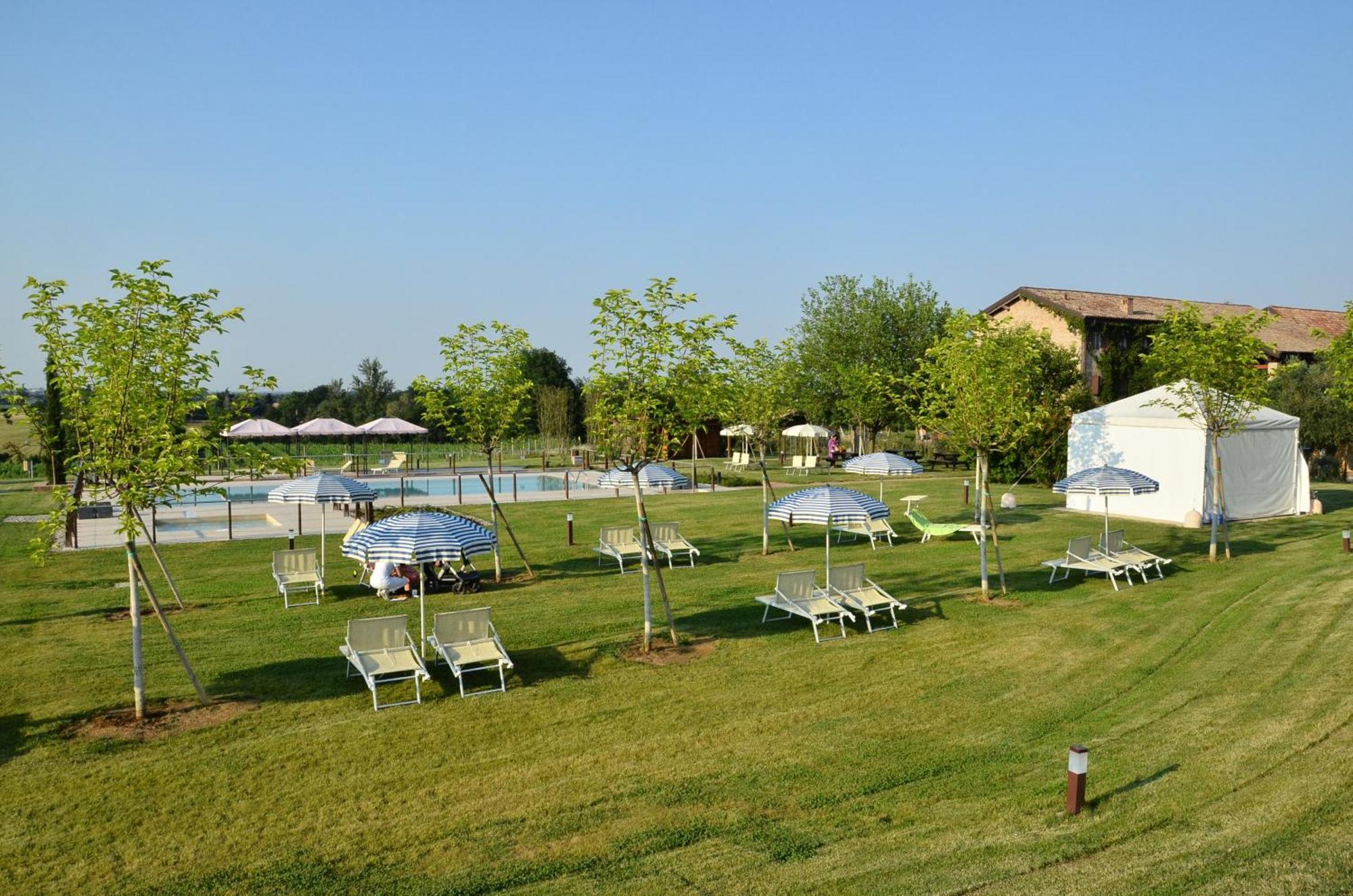 רג'ו אמיליה Agriturismo La Razza מראה חיצוני תמונה