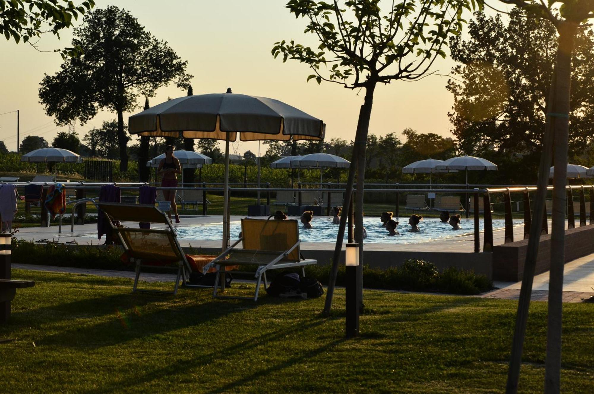רג'ו אמיליה Agriturismo La Razza מראה חיצוני תמונה