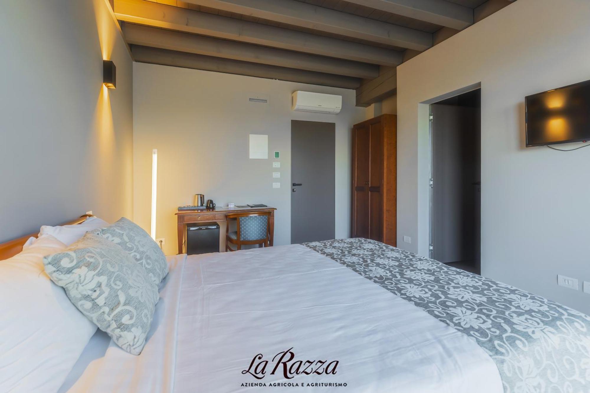 רג'ו אמיליה Agriturismo La Razza מראה חיצוני תמונה